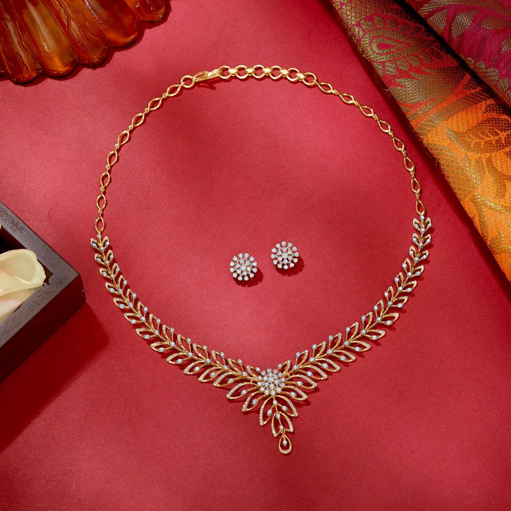 Hiraola's Product Image